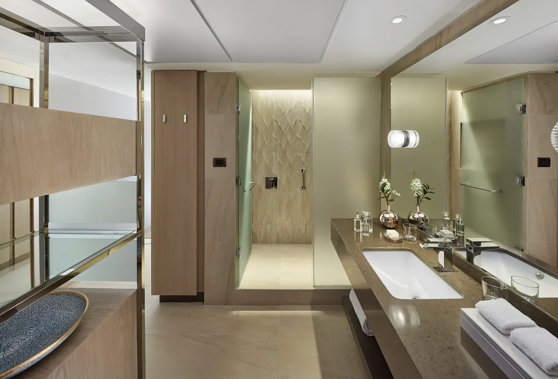 Mandarin Oriental, Santiago Hotel – Santiago, Chile – Executive Bathroom