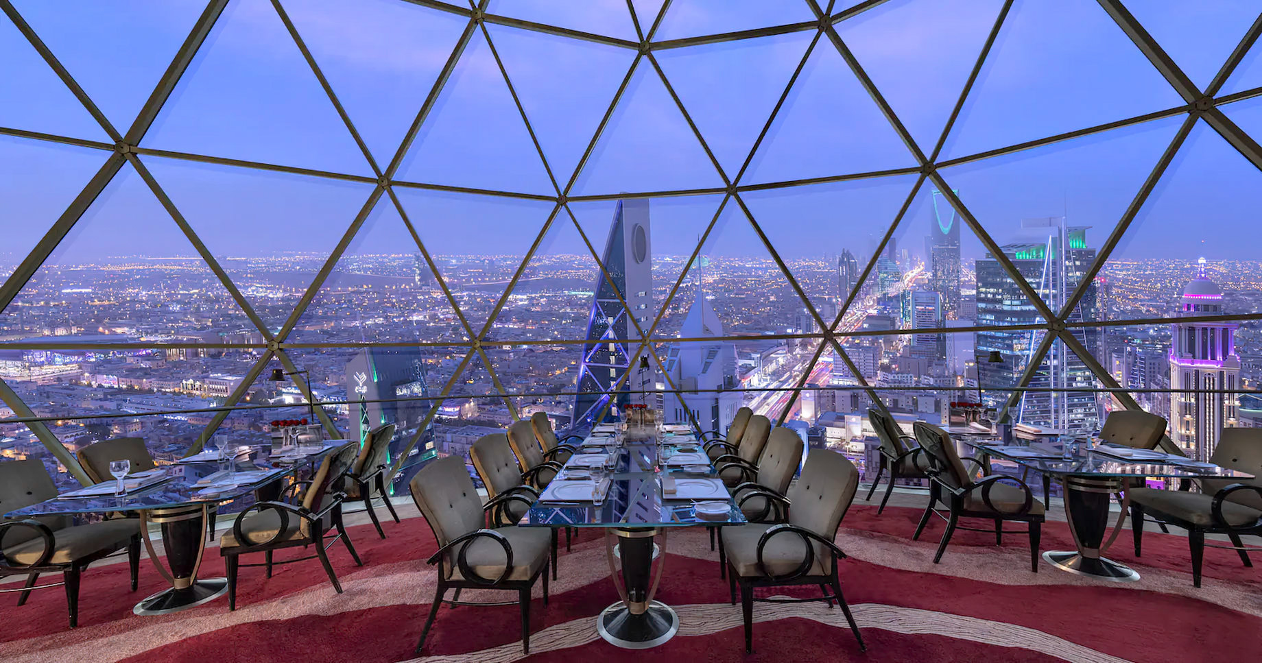 Al Faisaliah Hotel – Riyadh, Saudi Arabia – The Globe Asir Lounge View