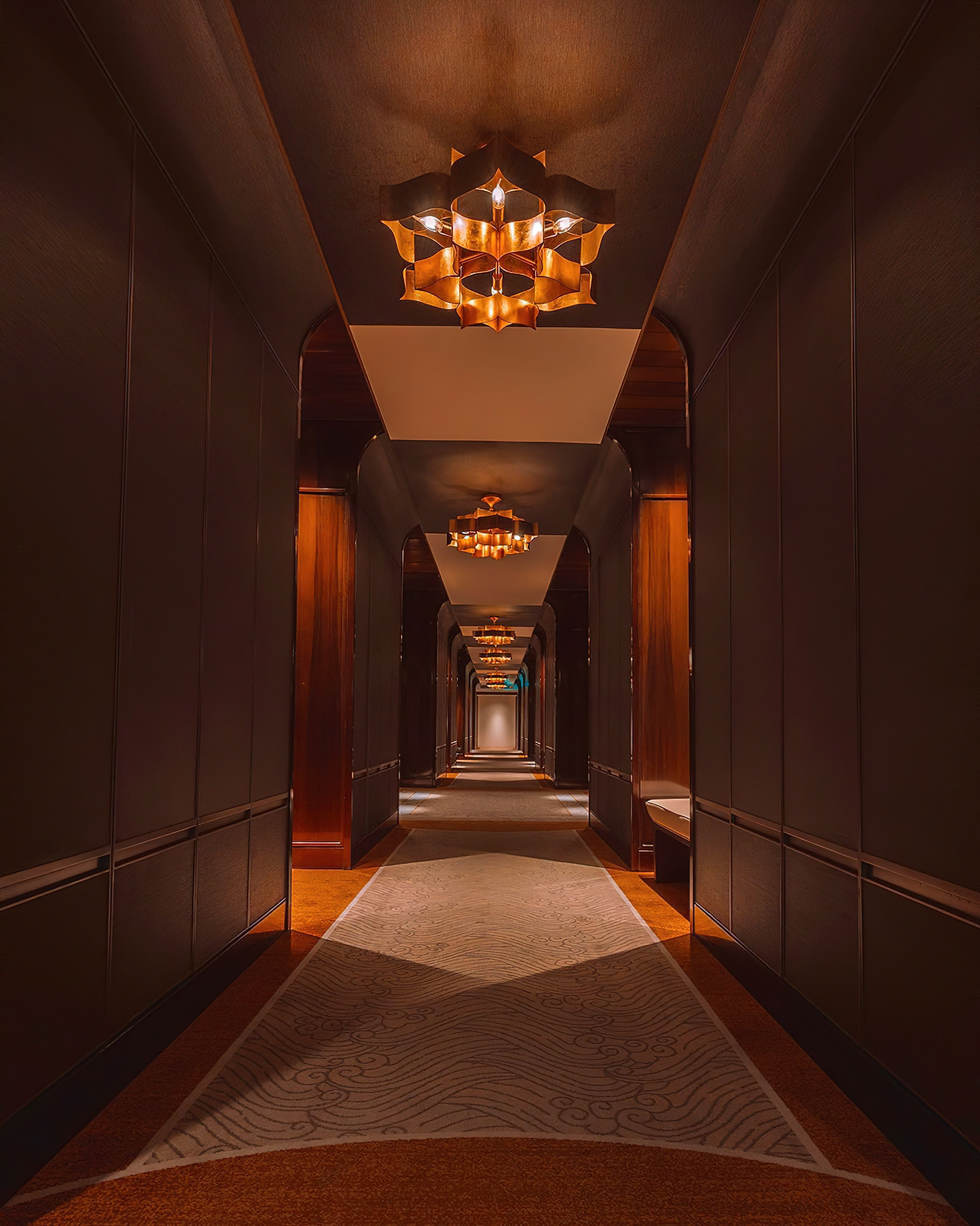 Al Faisaliah Hotel – Riyadh, Saudi Arabia – Hallway