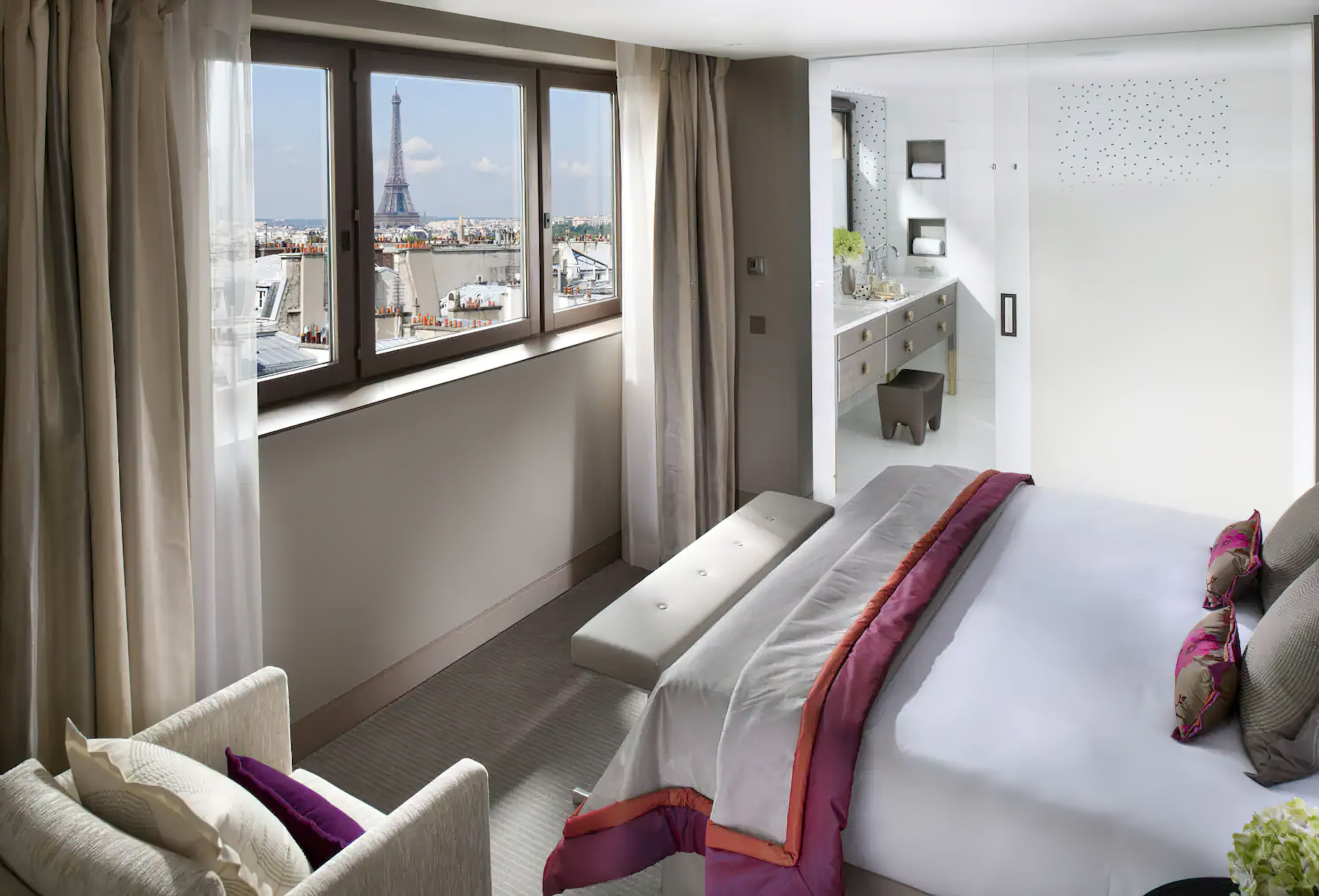 042 – Mandarin Oriental, Paris Hotel – Paris, France – Duplex Suite Bedroom