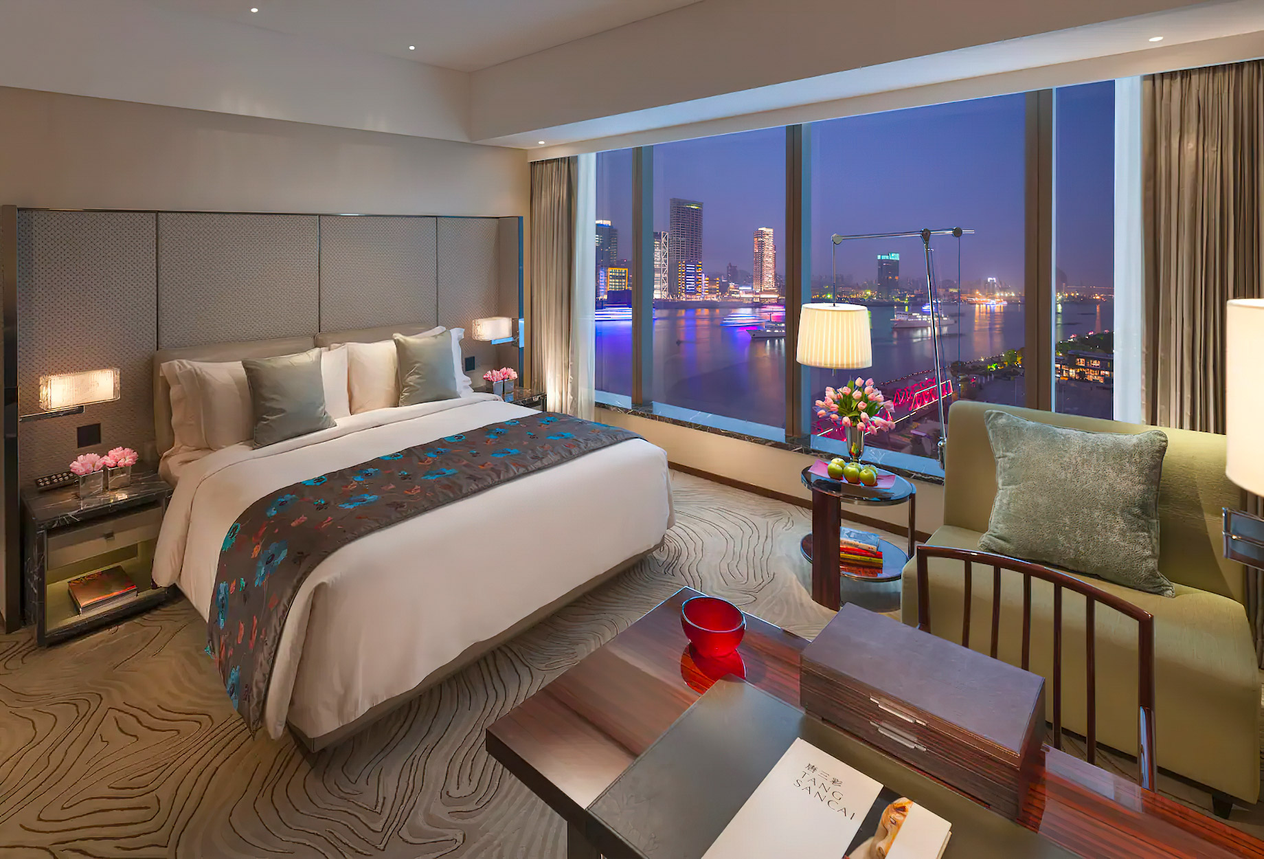 Mandarin Oriental Pudong, Shanghai Hotel – Shanghai, China – Club River View Room