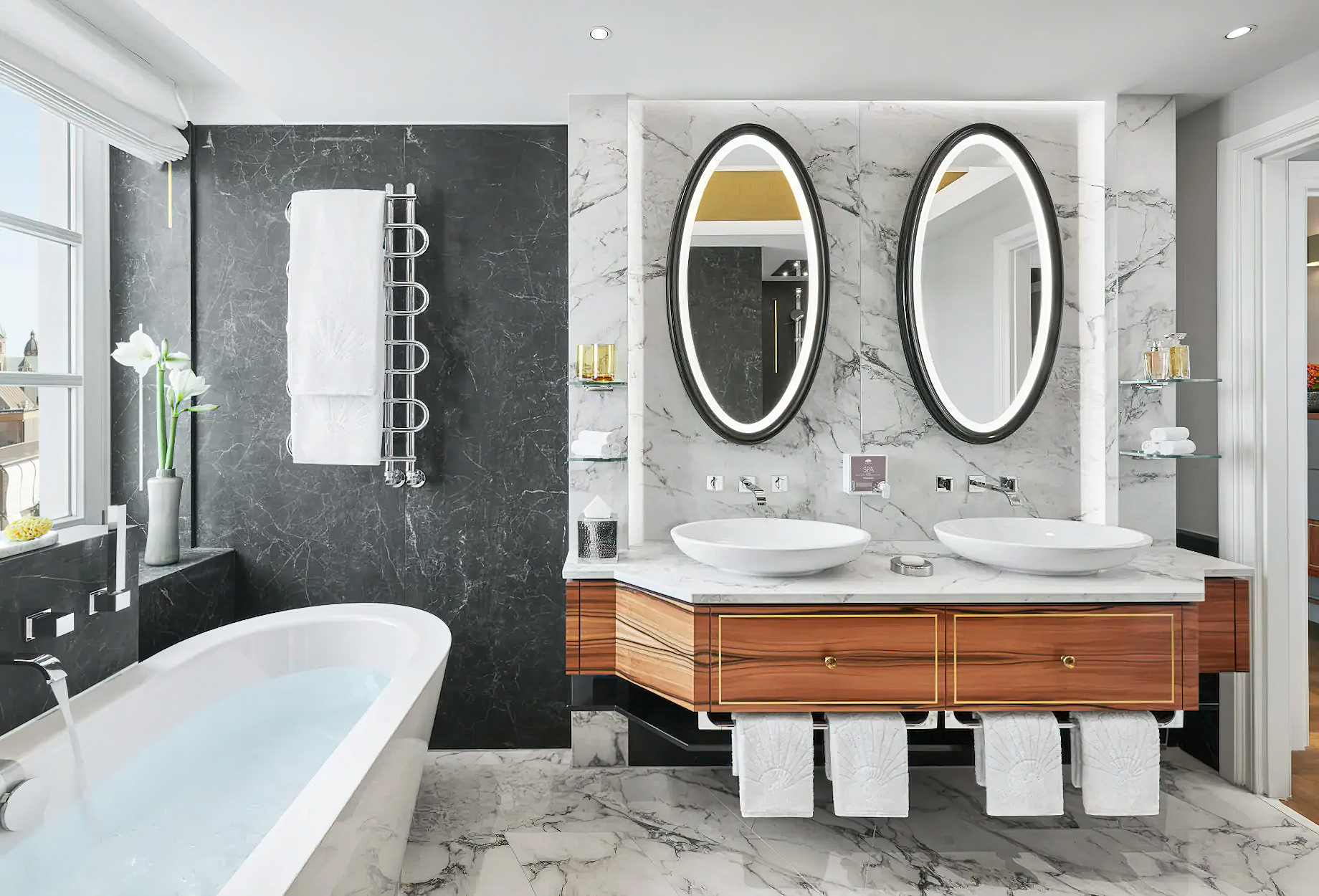 Mandarin Oriental, Munich Hotel - Munich, Germany - Tower Suite Bathroom