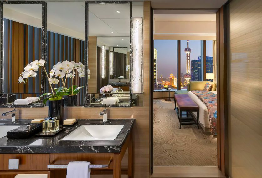 Mandarin Oriental Pudong, Shanghai Hotel - Shanghai, China - Pearl Tower Suite Bathroom