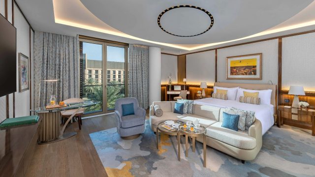 Al Faisaliah Hotel - Riyadh, Saudi Arabia - Deluxe Room