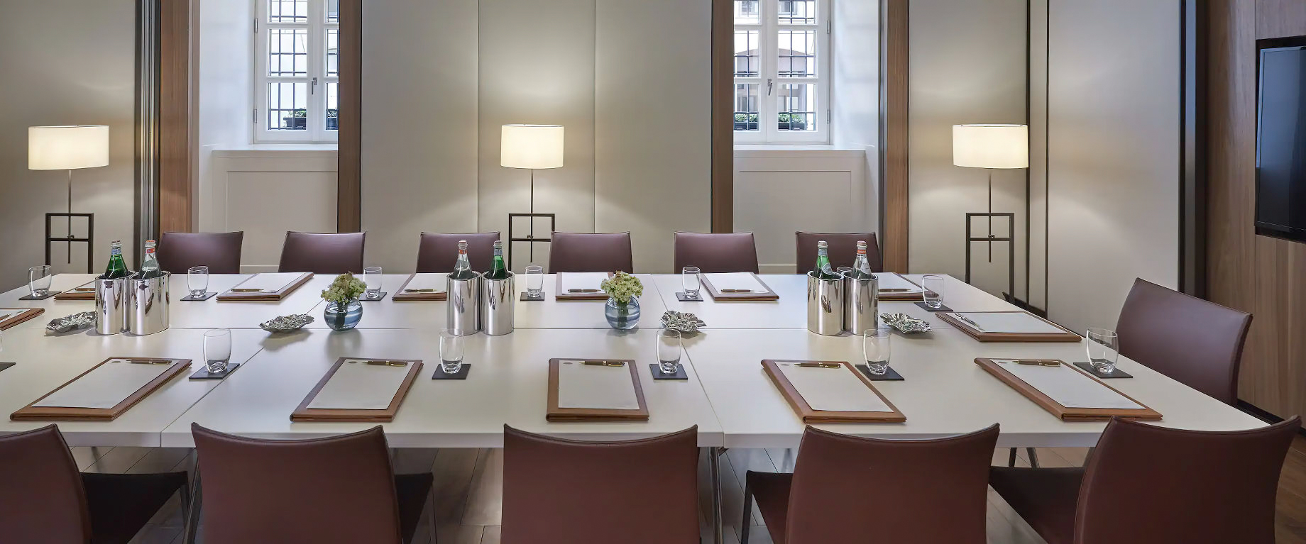 Mandarin Oriental, Milan Hotel - Milan, Italy - Meeting Room