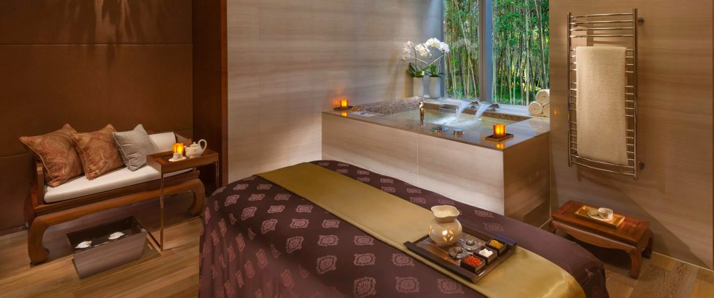 Mandarin Oriental Pudong, Shanghai Hotel - Shanghai, China - Spa Treatment Room