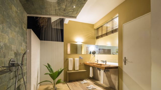 Cocoon Maldives Resort - Ookolhufinolhu, Lhaviyani Atoll, Maldives - Beach Suite with Pool Bathroom