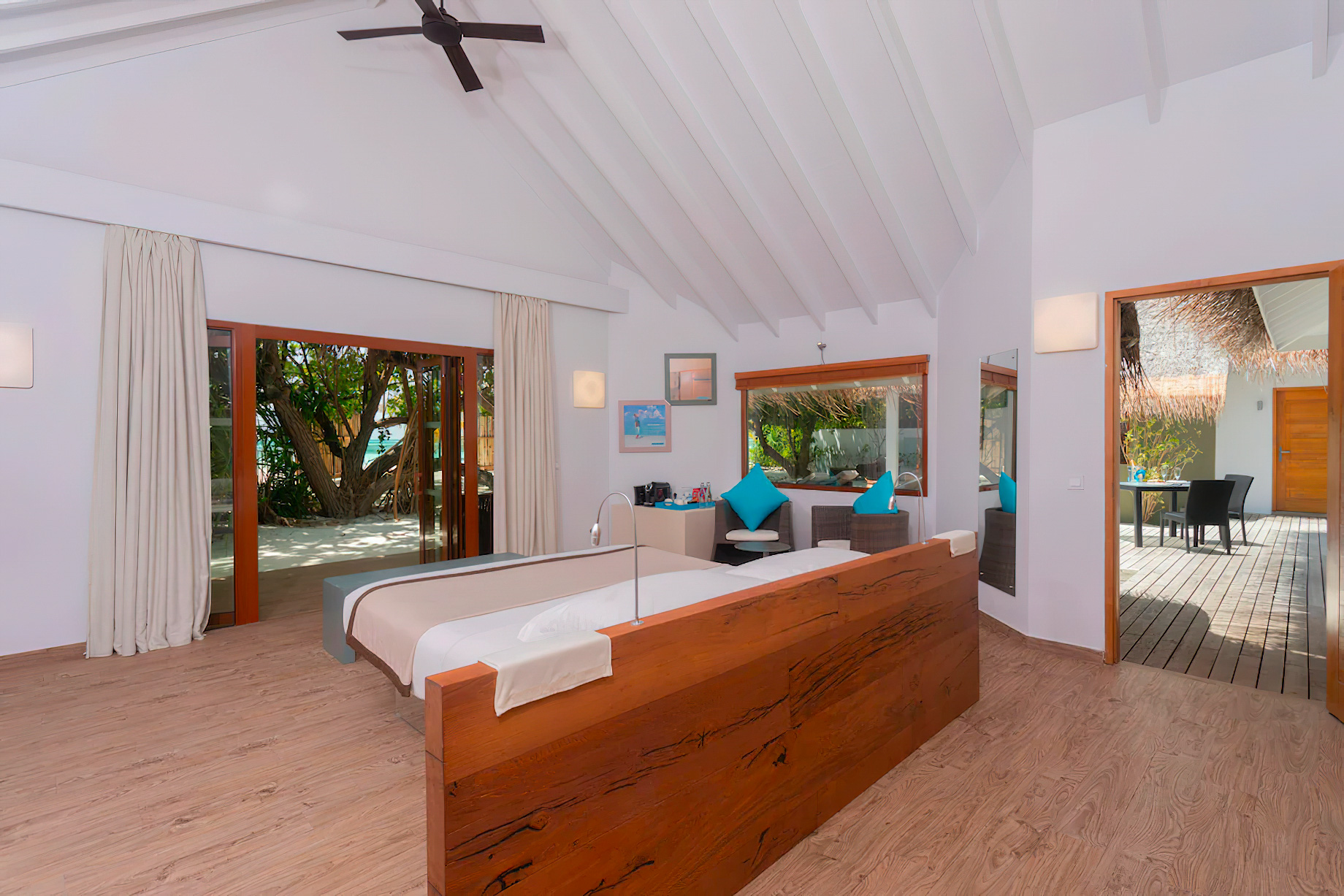 Cocoon Maldives Resort – Ookolhufinolhu, Lhaviyani Atoll, Maldives – Cocoon Suite Bedroom