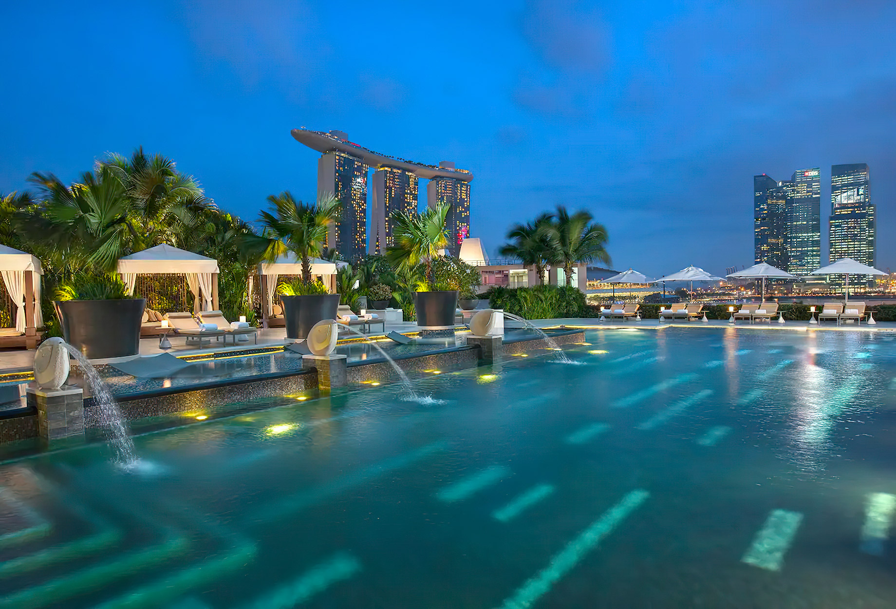 Mandarin Oriental, Singapore Hotel – Singapore – Exterior Pool Night
