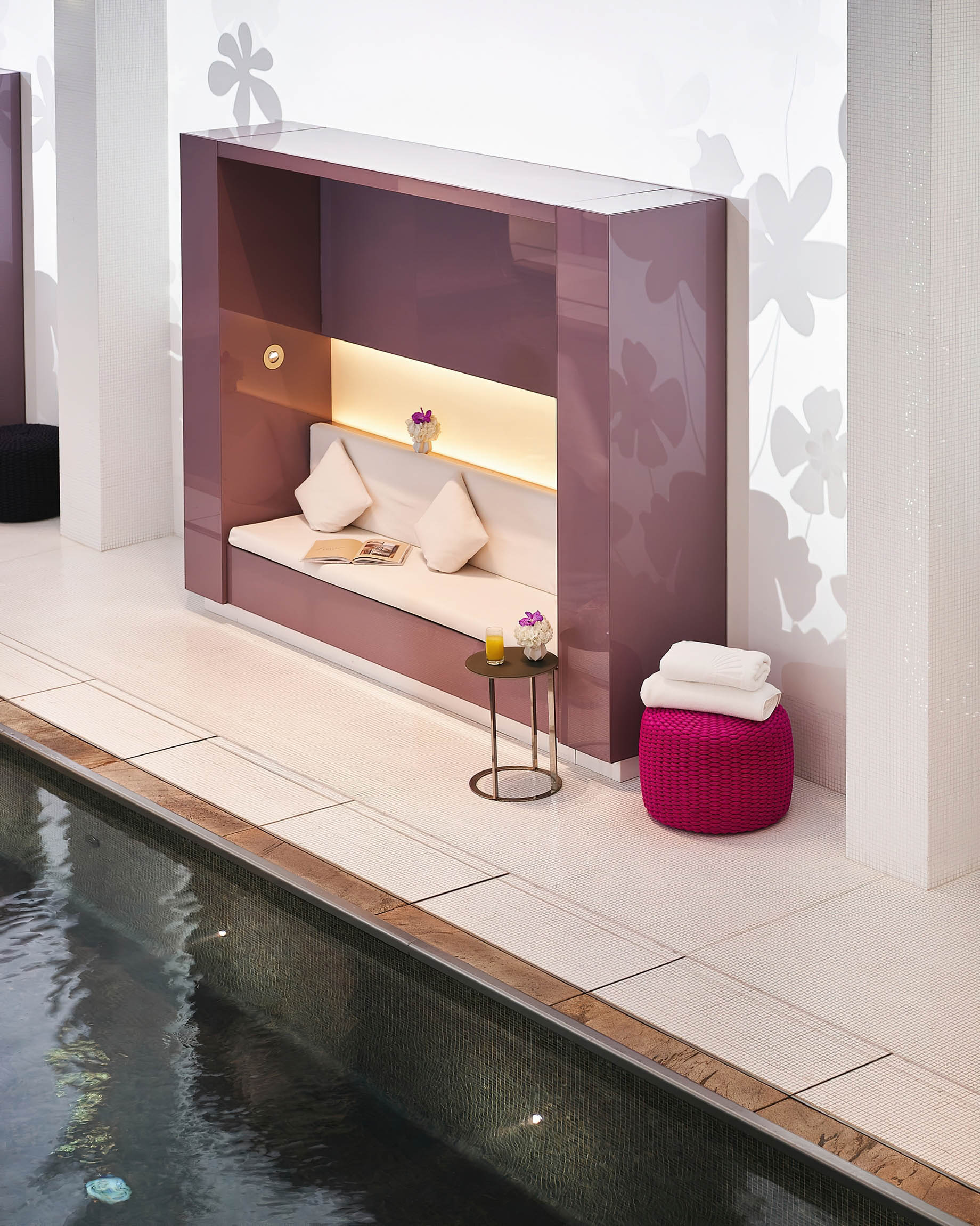 072 – Mandarin Oriental, Paris Hotel – Paris, France – Spa Pool Lounge