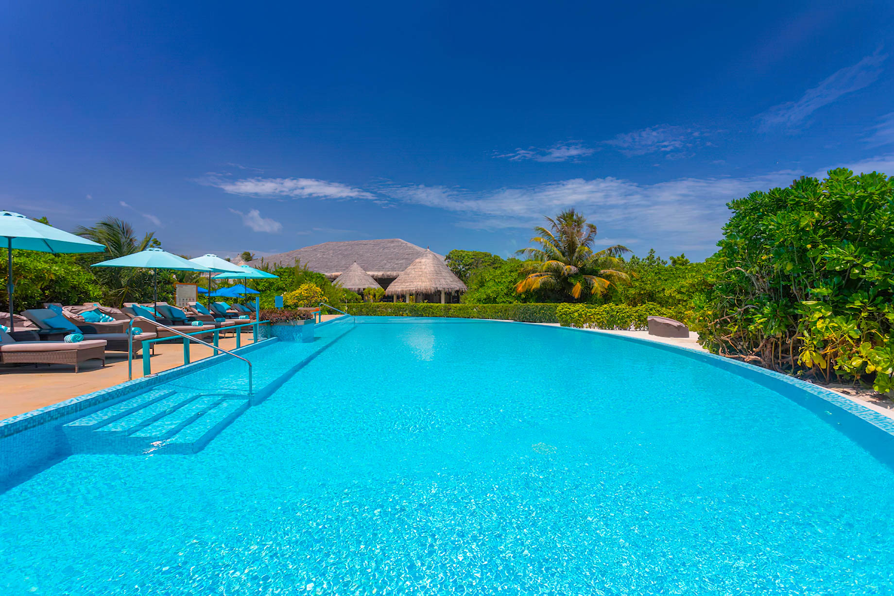 Cocoon Maldives Resort – Ookolhufinolhu, Lhaviyani Atoll, Maldives – Resort Pool