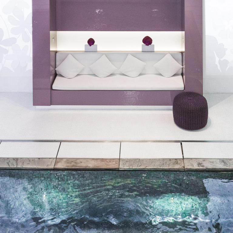 073 – Mandarin Oriental, Paris Hotel – Paris, France – Spa Pool Lounge