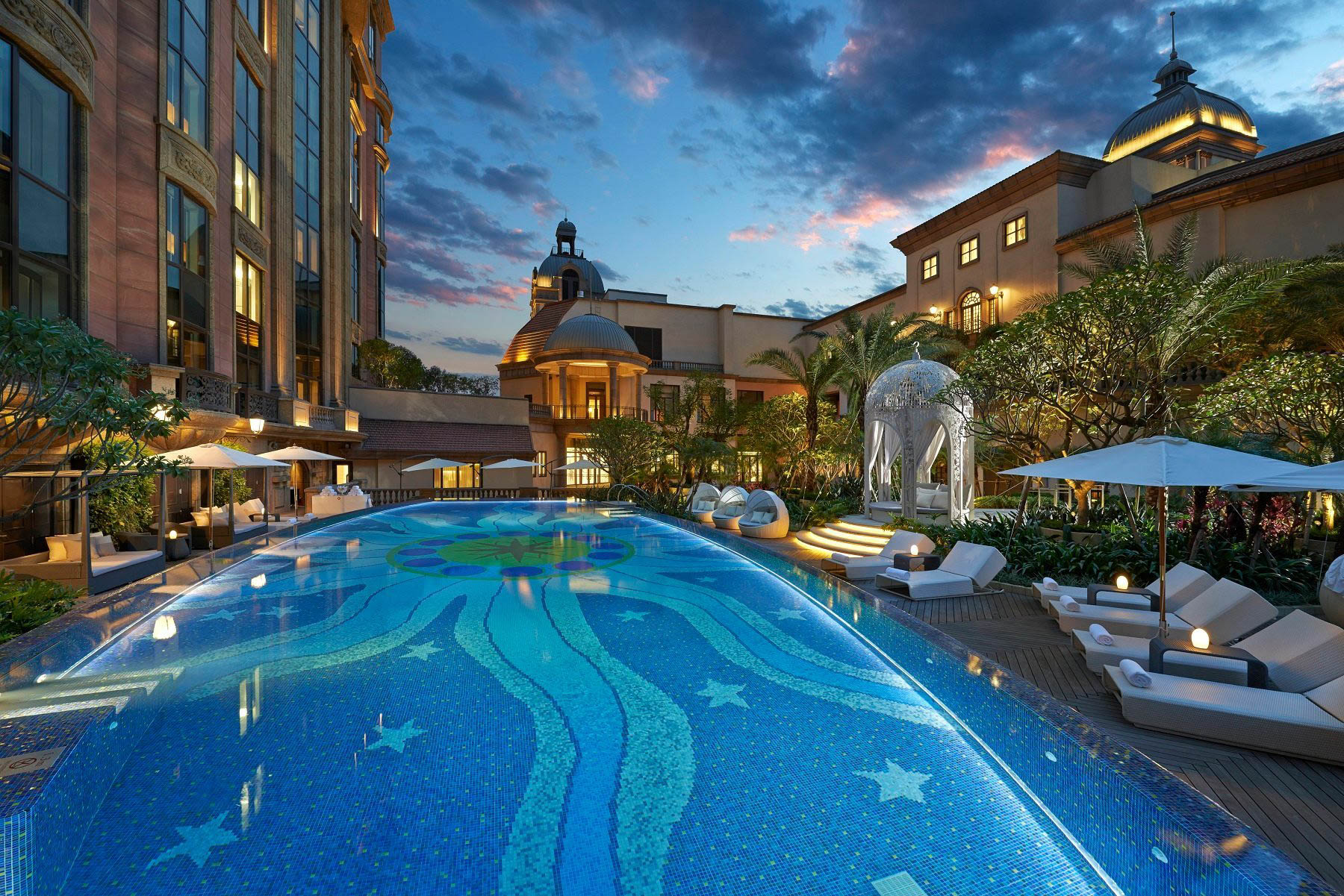 Mandarin Oriental, Taipei, Hotel – Taipei, Taiwan – Outdoor Pool