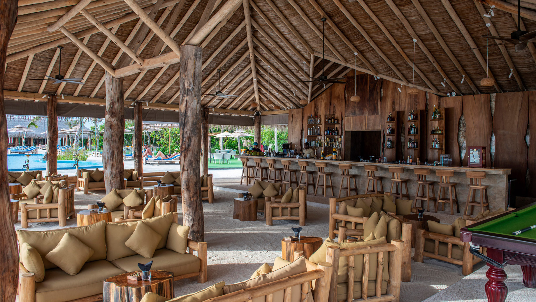 You & Me Maldives Resort - Uthurumaafaru, Raa Atoll, Maldives - Cheers Bar