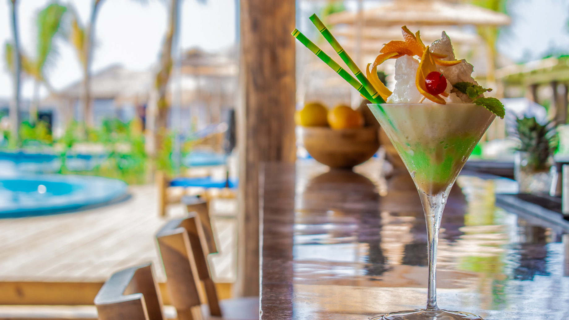 You & Me Maldives Resort – Uthurumaafaru, Raa Atoll, Maldives – Cheers Bar Cocktail