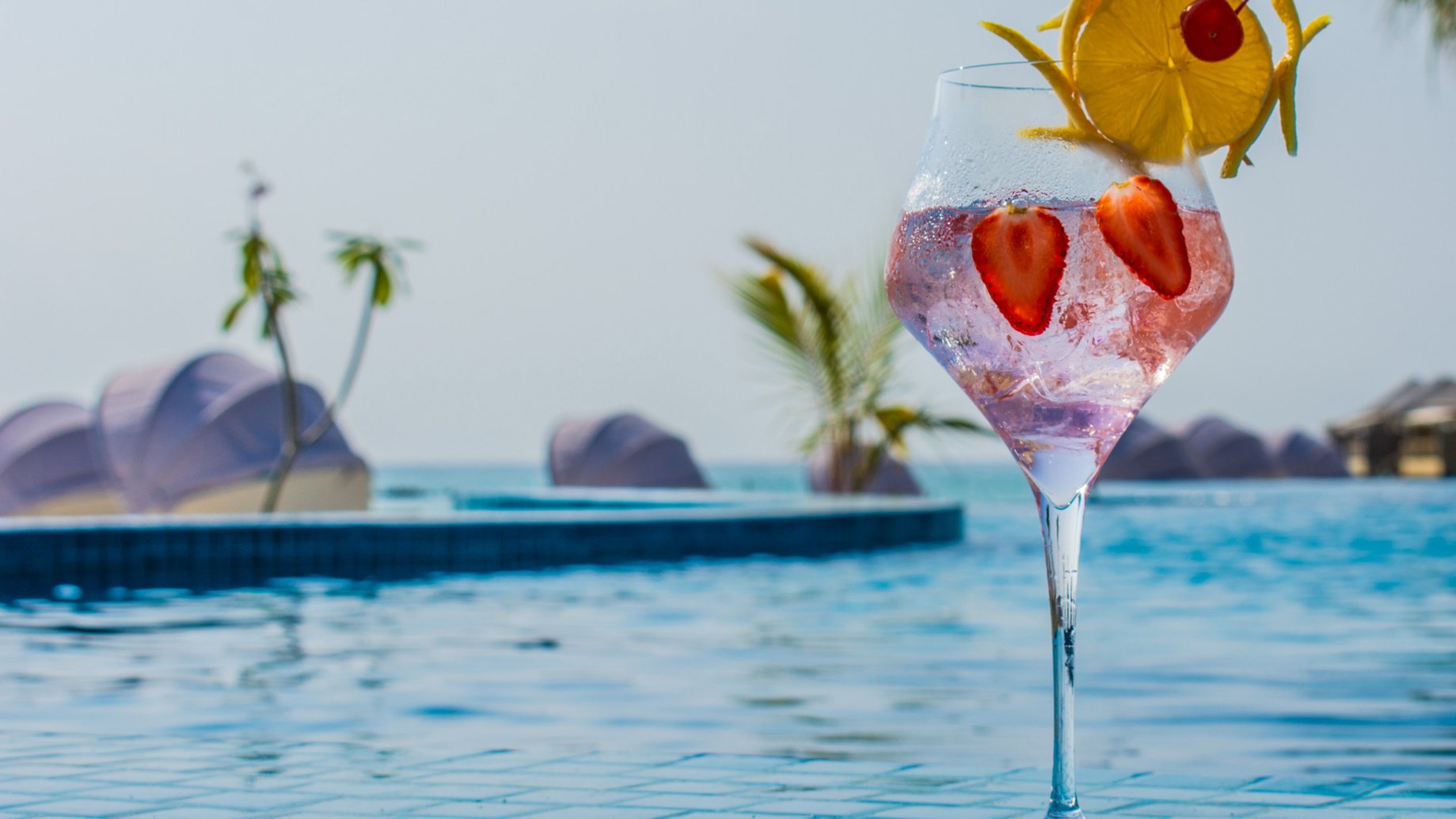 You & Me Maldives Resort - Uthurumaafaru, Raa Atoll, Maldives - Cheers Bar Poolside Cocktail