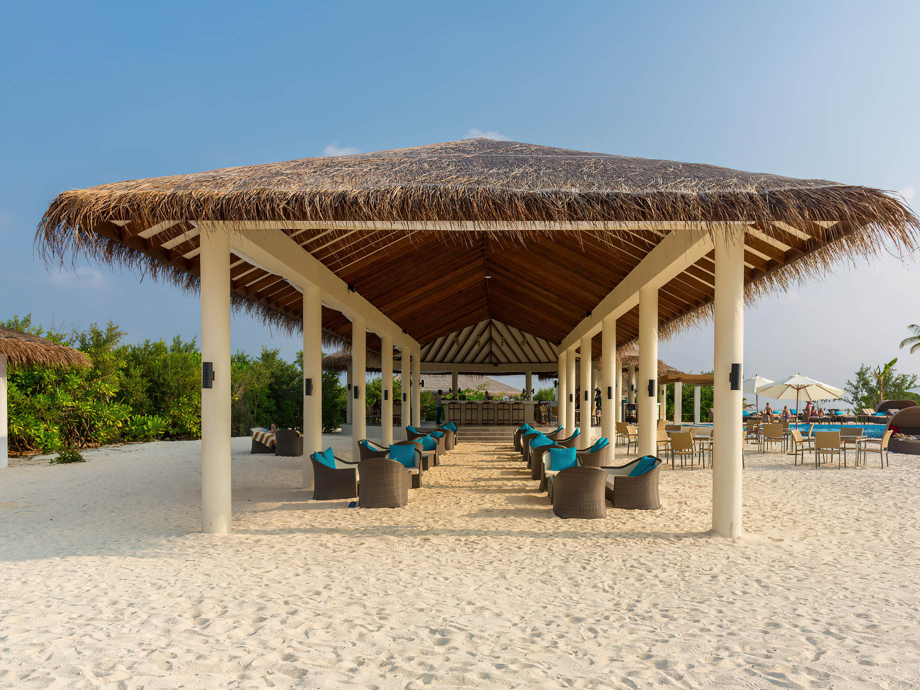Cocoon Maldives Resort – Ookolhufinolhu, Lhaviyani Atoll, Maldives – Loabo Loabi Beach Bar