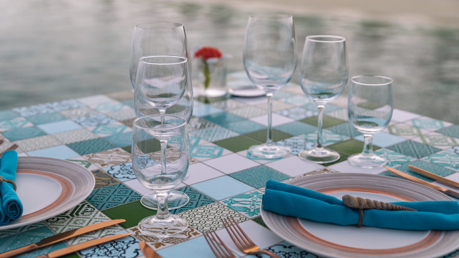 Cocoon Maldives Resort - Ookolhufinolhu, Lhaviyani Atoll, Maldives - Manta Overwater Restaurant Dining Table