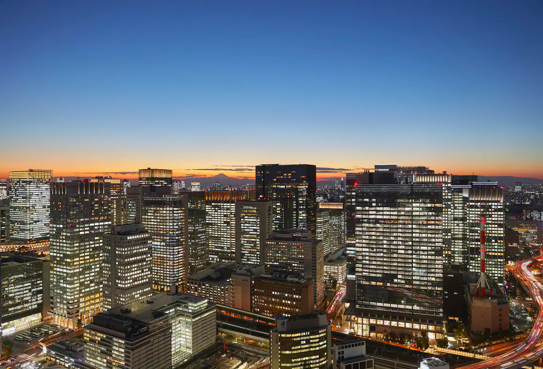 Mandarin Oriental, Tokyo Hotel – Tokyo, Japan – City Skyline View Night