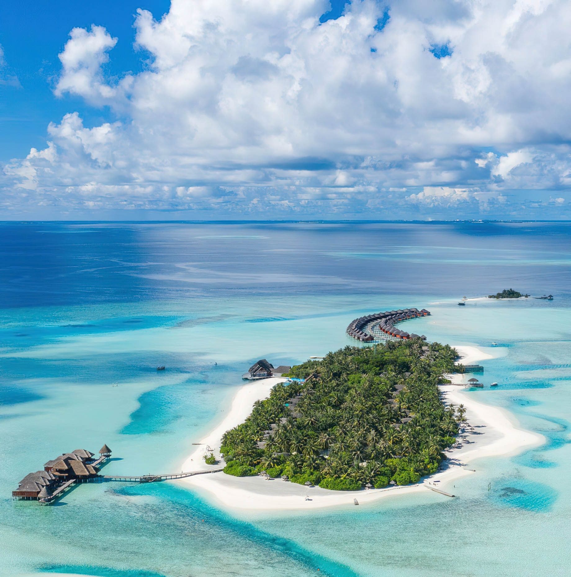 Anantara Thigu Maldives Resort – South Male Atoll, Maldives – Aerial View