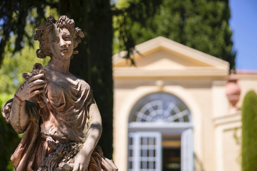 Villa Gallici Relais Châteaux Hotel - Aix-en-Provence, France - Garden Statue