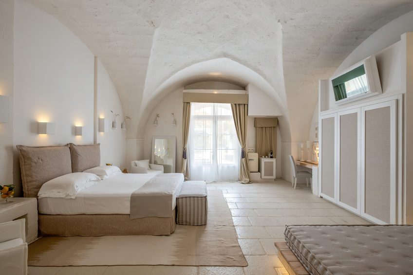 Baglioni Masseria Muzza Hotel - Puglia, Italy - Deluxe Suite Interior