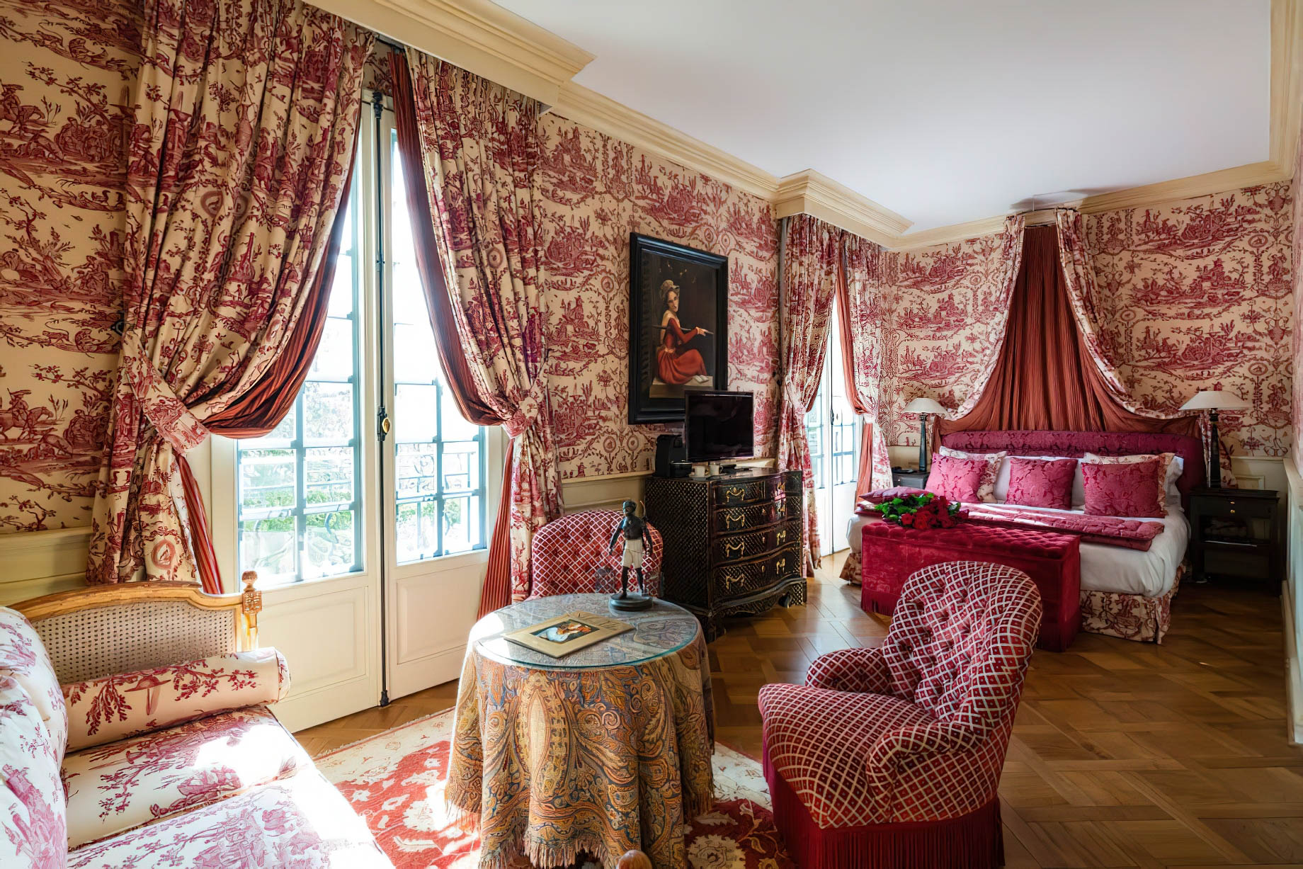 Villa Gallici Relais Châteaux Hotel – Aix-en-Provence, France – Guest Suite