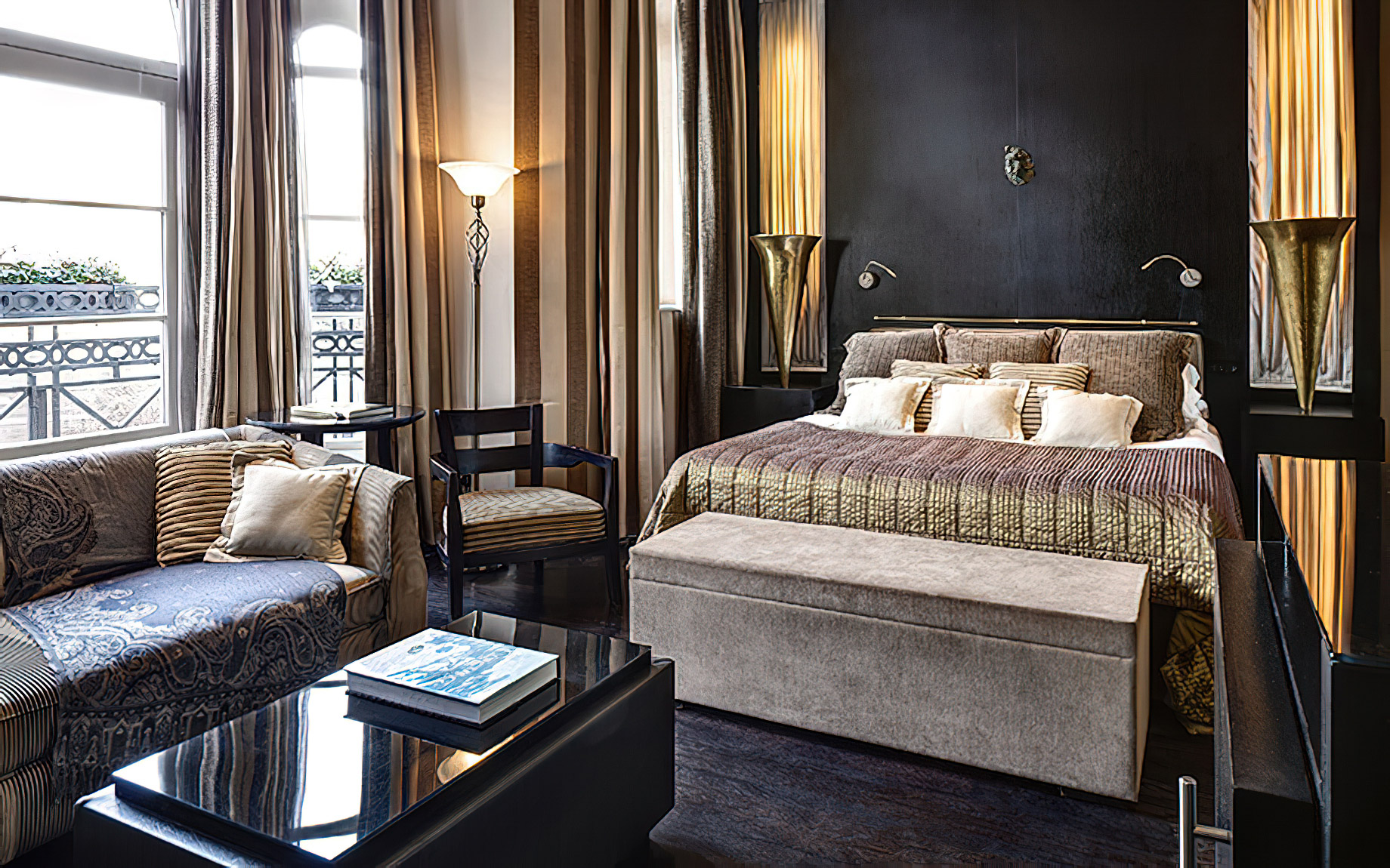Baglioni Hotel London – South Kensington, London, United Kingdom – Royal Suite Bedroom