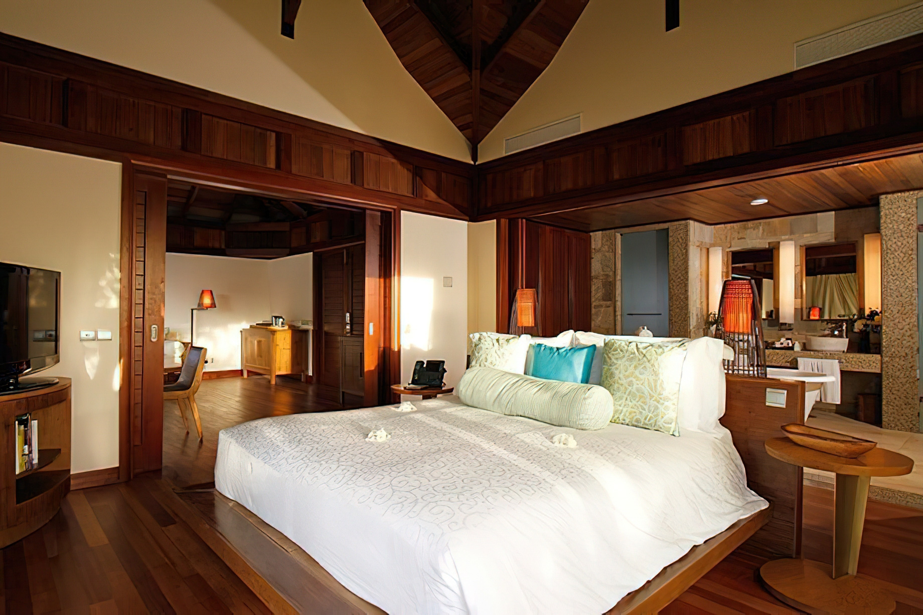 Constance Ephelia Resort – Port Launay, Mahe, Seychelles – Hillside Villa Bedroom