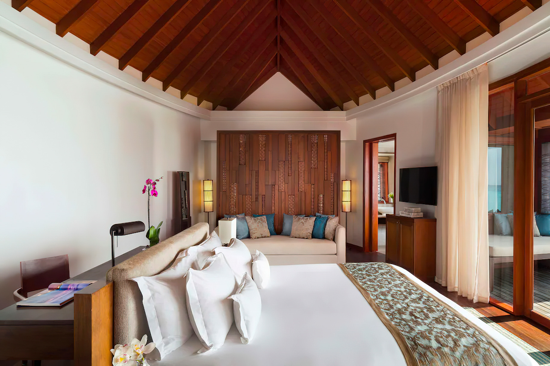 Anantara Thigu Maldives Resort – South Male Atoll, Maldives – Sunrise Over Water Suite