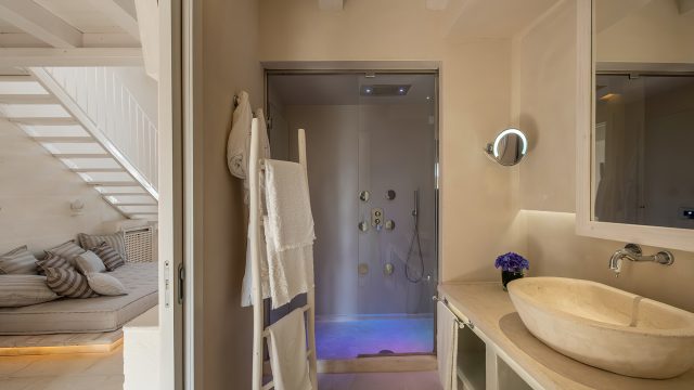 Baglioni Masseria Muzza Hotel - Puglia, Italy - Limoni Sunset Suite Bathroom