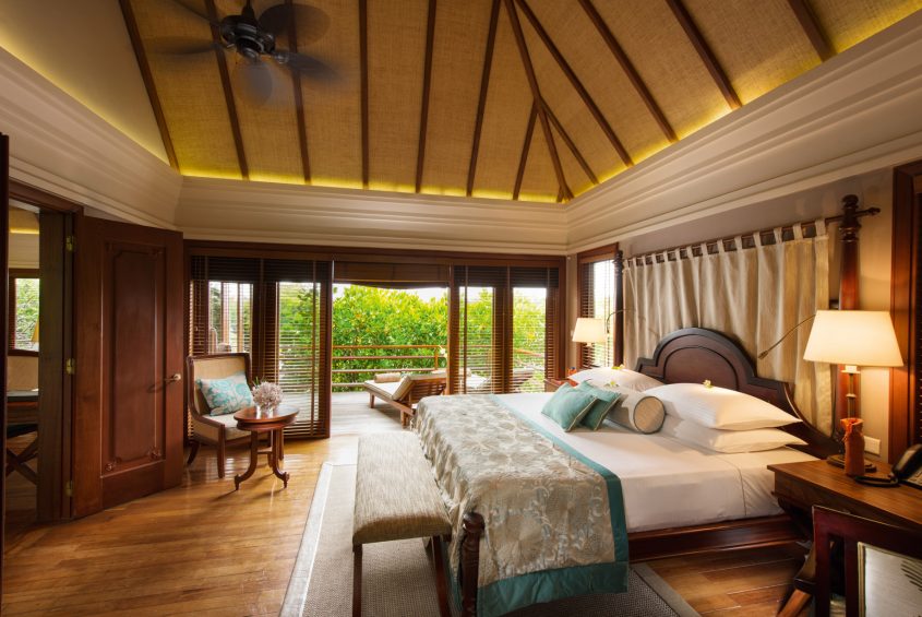 Constance Prince Maurice Resort - Mauritius - Villa on Stilts Bedroom