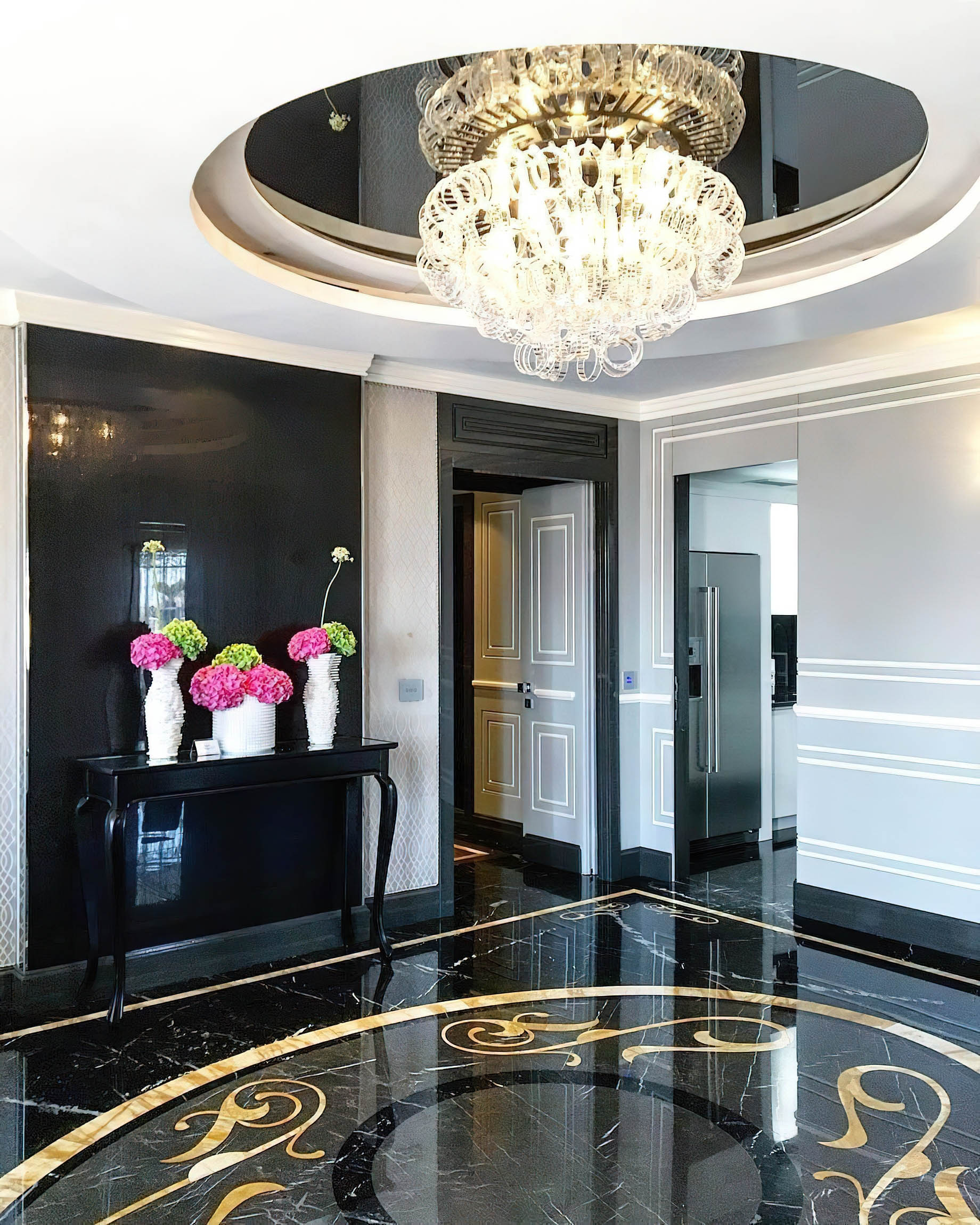 Baglioni Hotel Regina, Roma – Rome, Italy – Hallway