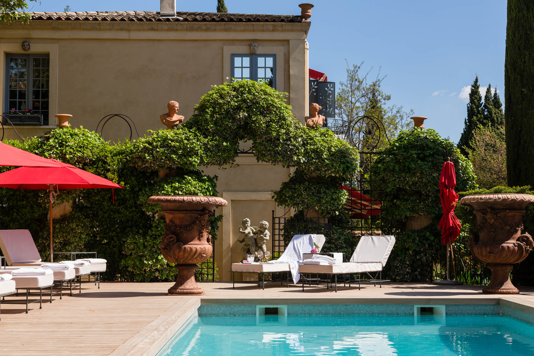Villa Gallici Relais Châteaux Hotel - Aix-en-Provence, France - Pool Deck
