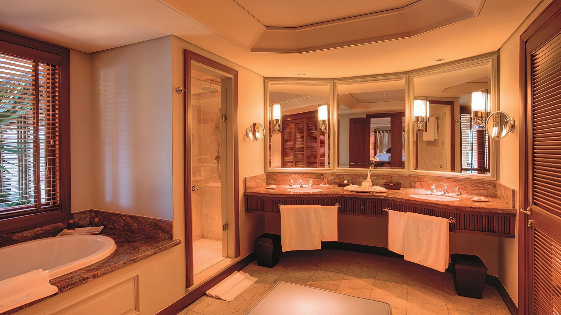 Constance Prince Maurice Resort – Mauritius – Junior Garden View Suite Bathroom