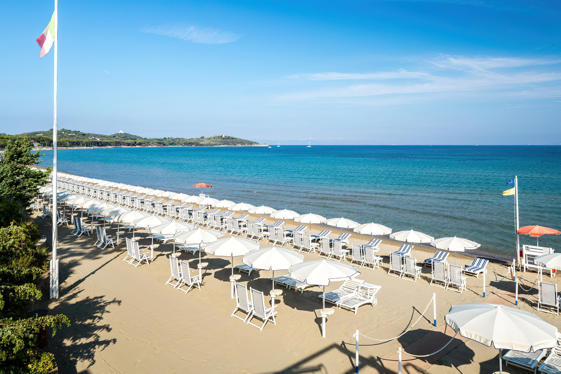 Baglioni Resort Cala del Porto Tuscany Punta Ala, Italy Beach Club TRAVOH Baglioni Resort Cala del Porto Tuscany Punta Ala, Italy Beach Club TRAVOH