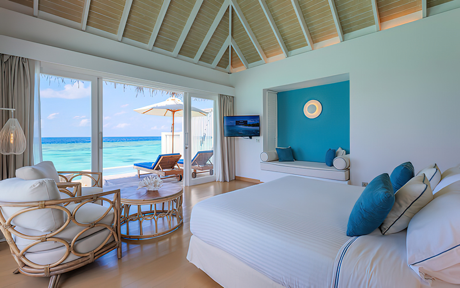 Baglioni Resort Maldives – Maagau Island, Rinbudhoo, Maldives – Pool Water Villa Bedroom