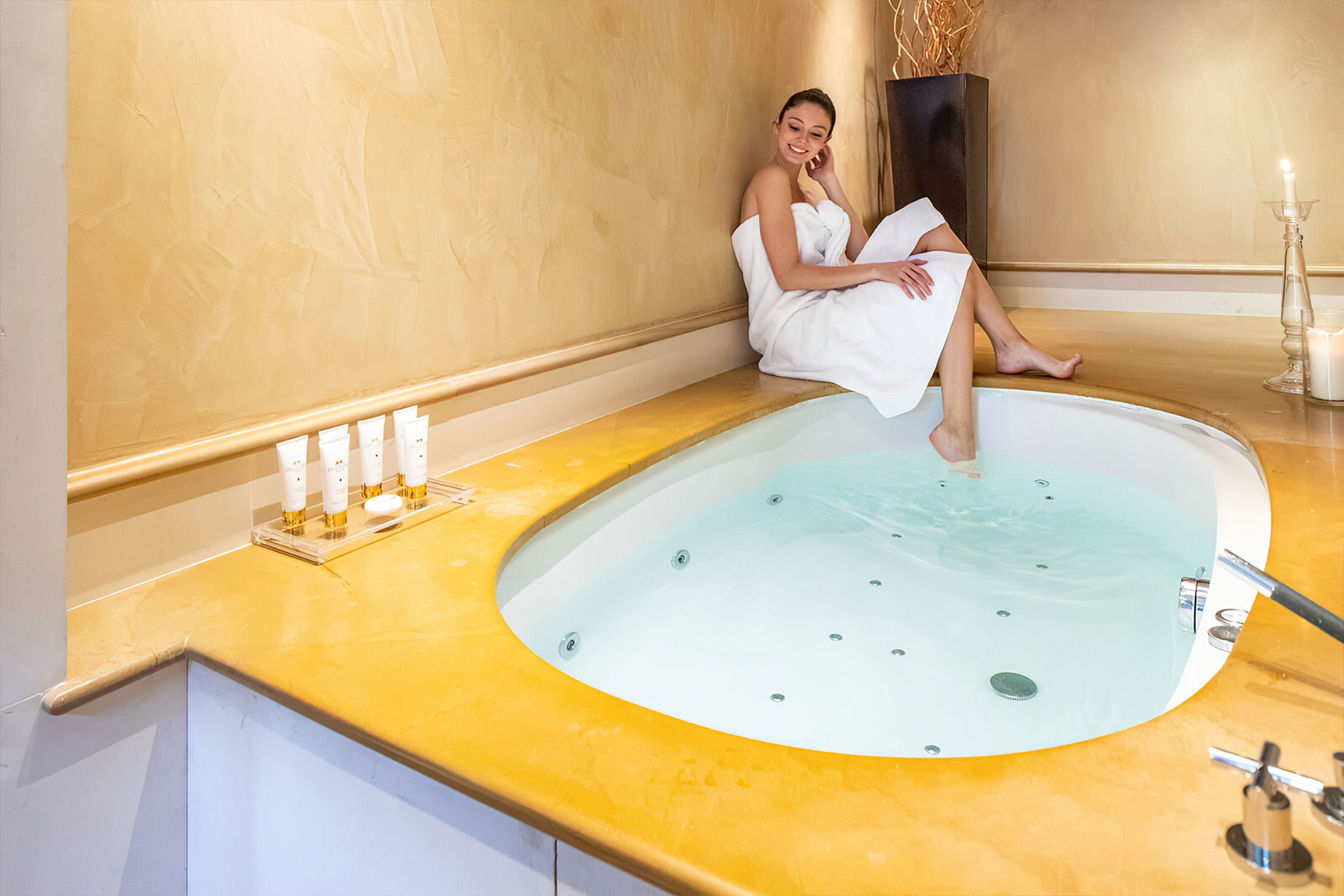 Relais Santa Croce By Baglioni Hotels & Resorts – Florence, Italy – Da Verrazzano Suite Bathroom