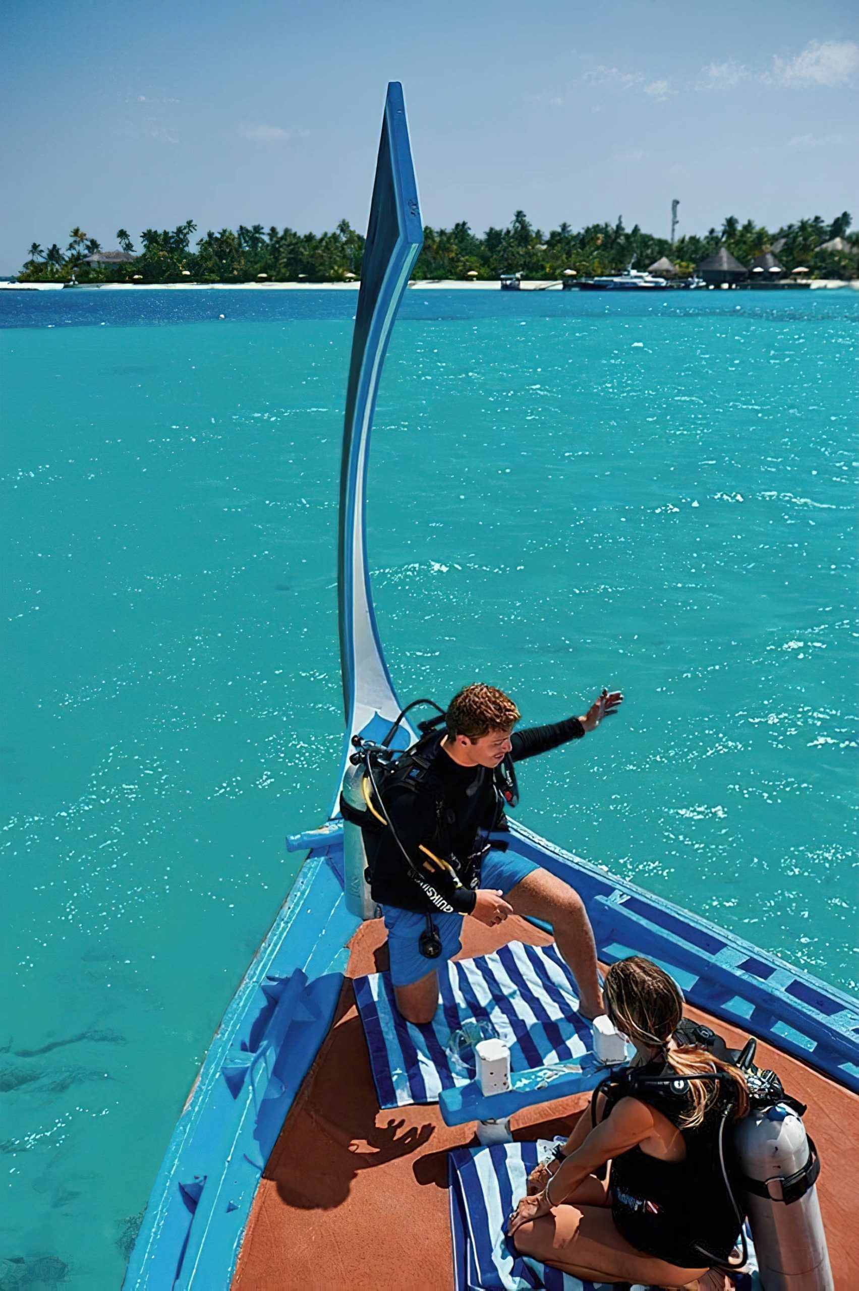Constance Halaveli Resort - North Ari Atoll, Maldives - Scuba Diving