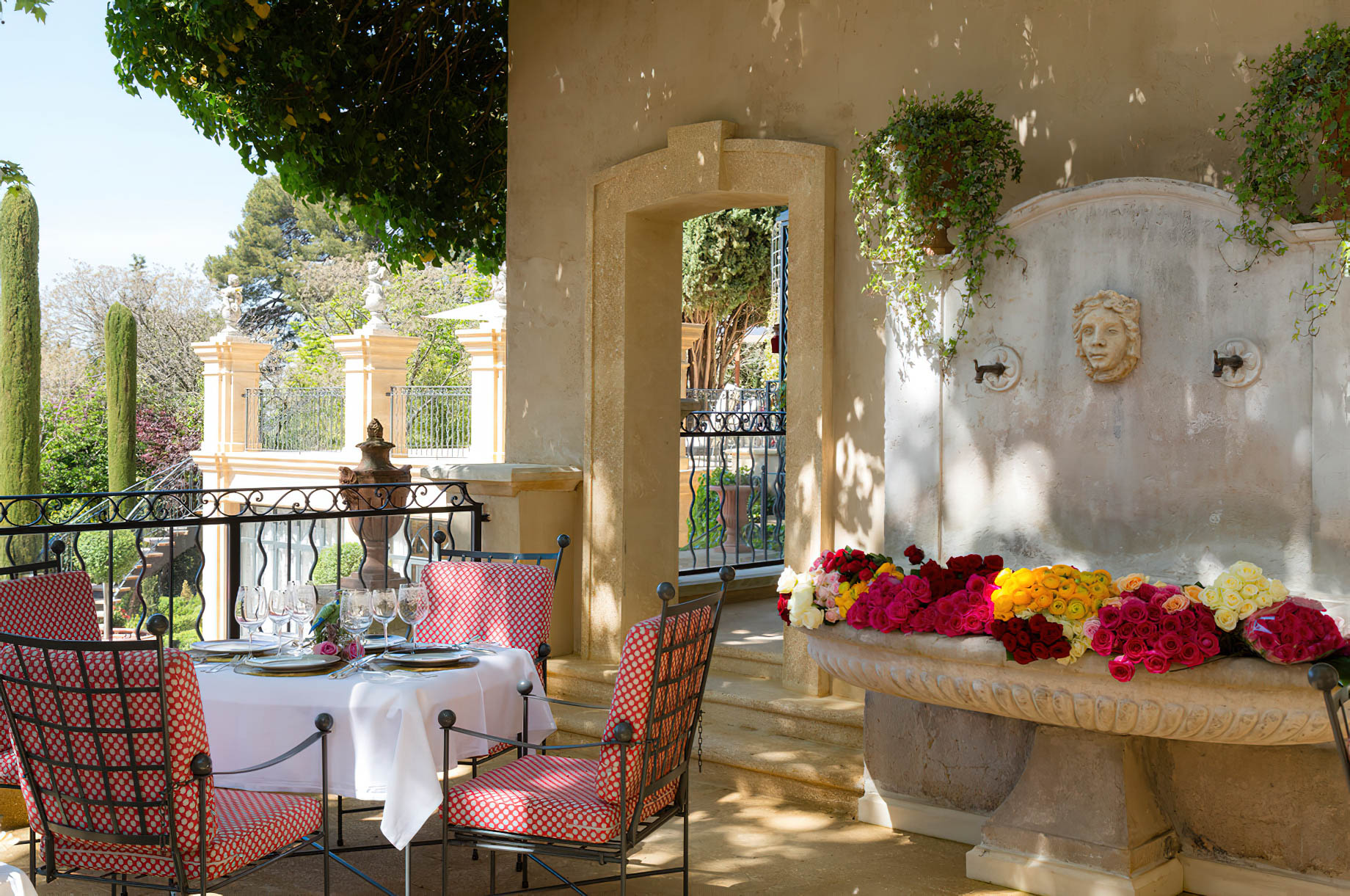 Villa Gallici Relais Châteaux Hotel – Aix-en-Provence, France – Restaurant Outdoor Dining