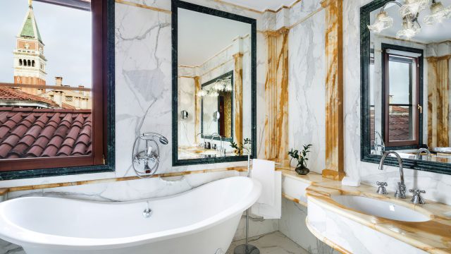 Baglioni Hotel Luna, Venezia - Venice, Italy - Tiziano Lagoon View Suite Bathroom