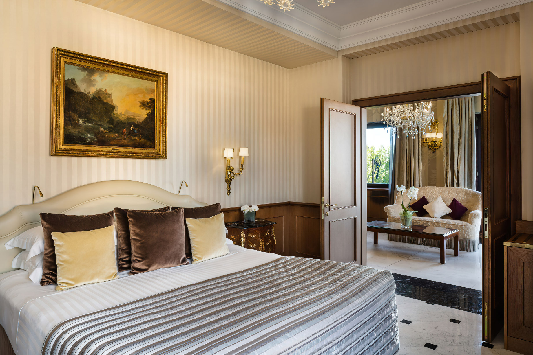 Baglioni Hotel Regina, Roma – Rome, Italy – Ludovisi Suite Bedroom