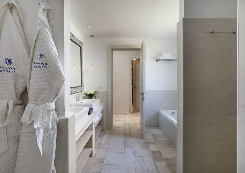 Baglioni Resort Sardinia - San Teodoro, Sardegna, Italy - Sea View Suite Bathroom