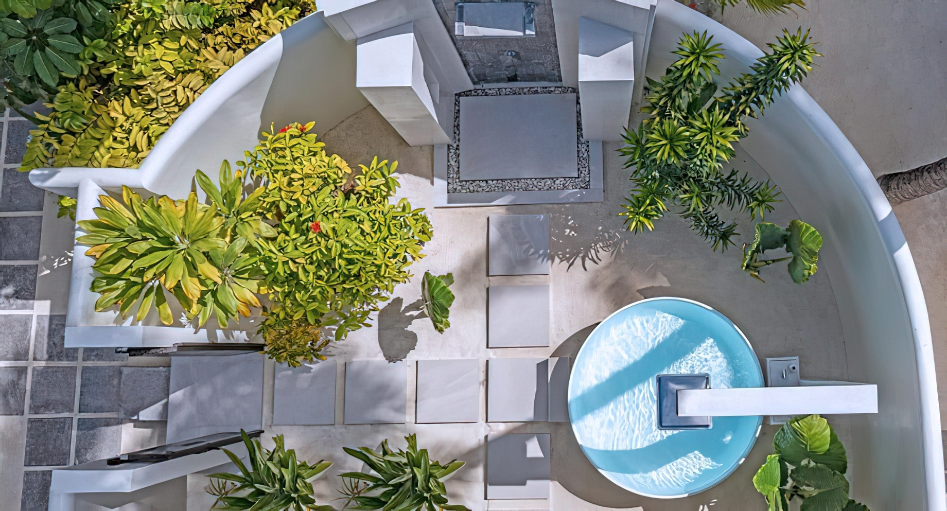 Anantara Kihavah Maldives Villas Resort – Baa Atoll, Maldives – Two Bedroom Beach Pool Residence Outdoor Bathroom Overhead View