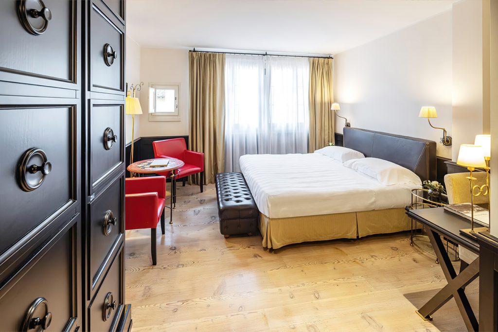 Relais Santa Croce By Baglioni Hotels & Resorts - Florence, Italy - Junior Suite Bedroom