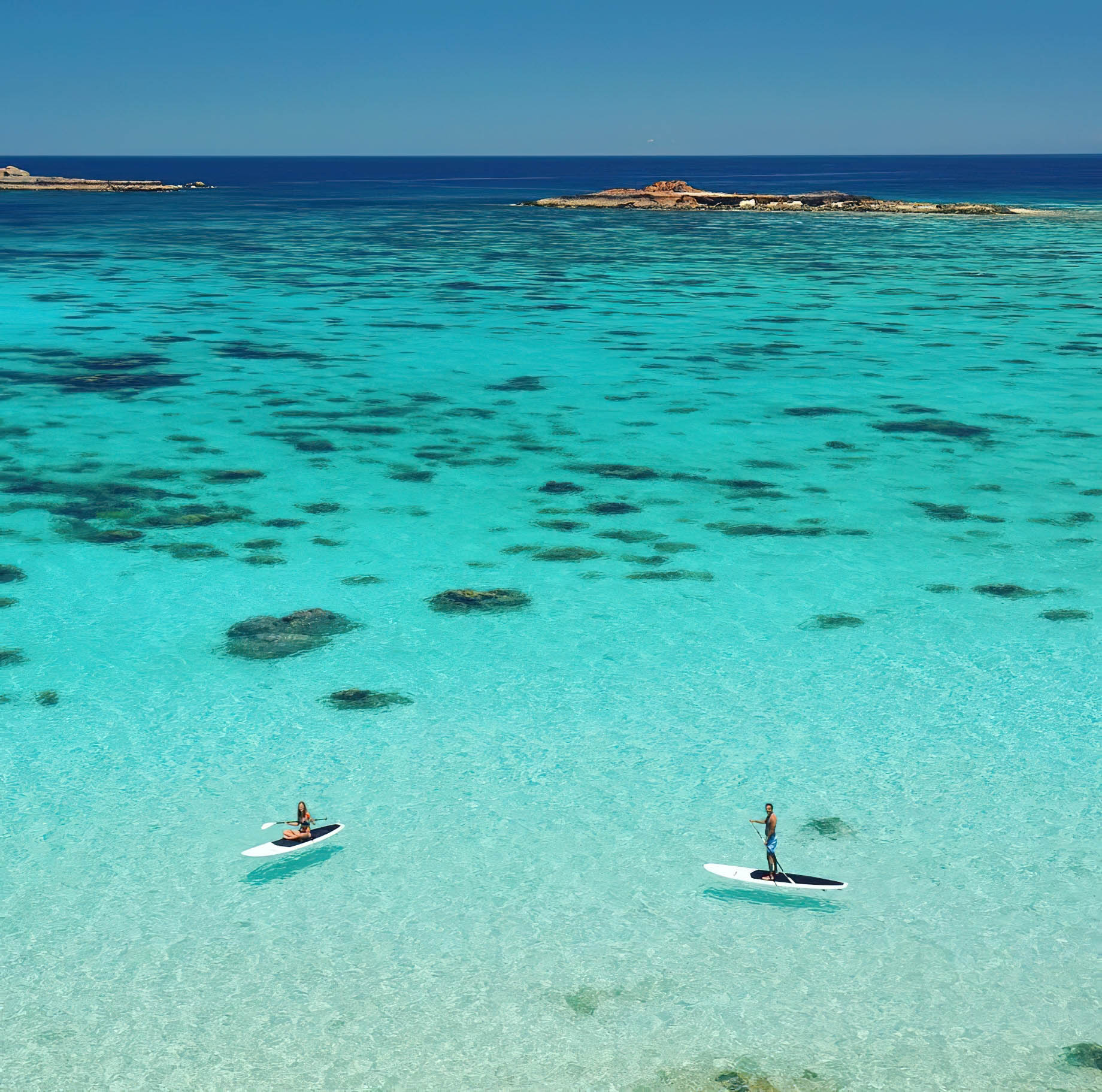 Constance Tsarabanjina Island Resort – Madagascar – Paddleboarding