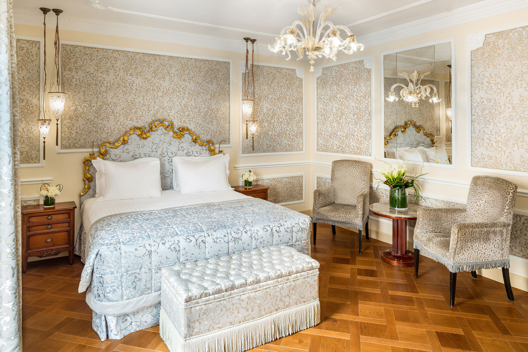 Baglioni Hotel Luna, Venezia - Venice, Italy - 2 Bedroom Family Junior Suite Bedroom