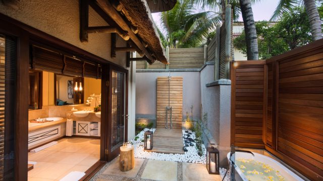 Constance Belle Mare Plage Resort - Mauritius - Presidential Villa Bathroom