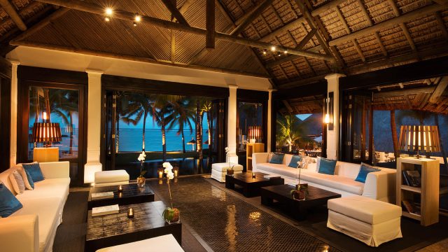 Constance Belle Mare Plage Resort - Mauritius - Lobby Night View