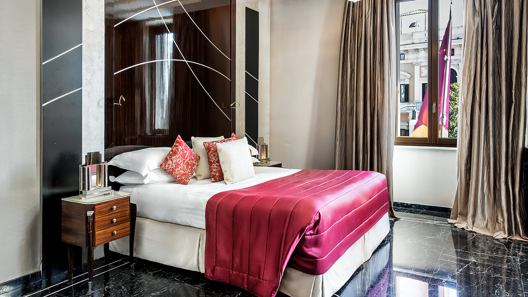 Baglioni Hotel Regina, Roma – Rome, Italy – Dolce Vita Suite Bedroom